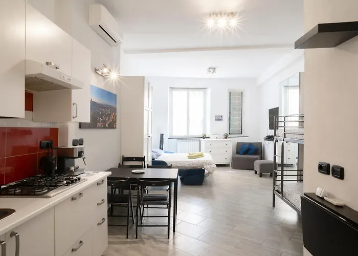 House In Center 2 - Affitti Brevi Italia * Генуя