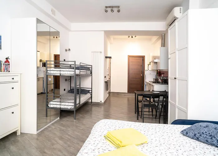 House In Center 2 - Affitti Brevi Italia Апартаменты *